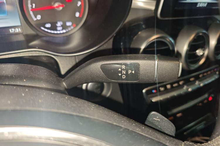Used Mercedes-Benz GLC Coupe 2019 GLC 200 4MATIC Coupe SUV Gear Lever