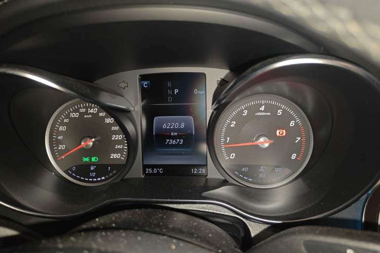 Used Mercedes-Benz GLC Coupe 2019 Facelift GLC 260 4MATIC Coupe SUV Instrument Cluster
