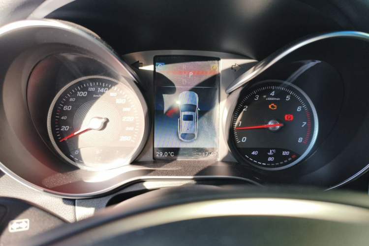Used Mercedes-Benz GLC Coupe 2019 GLC 260 4MATIC Coupe SUV Instrument Cluster