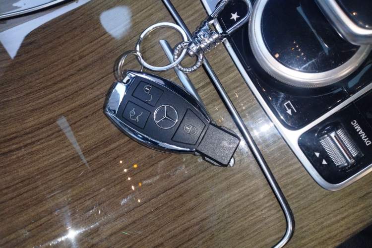 Used Mercedes-Benz GLC Coupe 2019 GLC 260 4MATIC Coupe SUV Interior 1