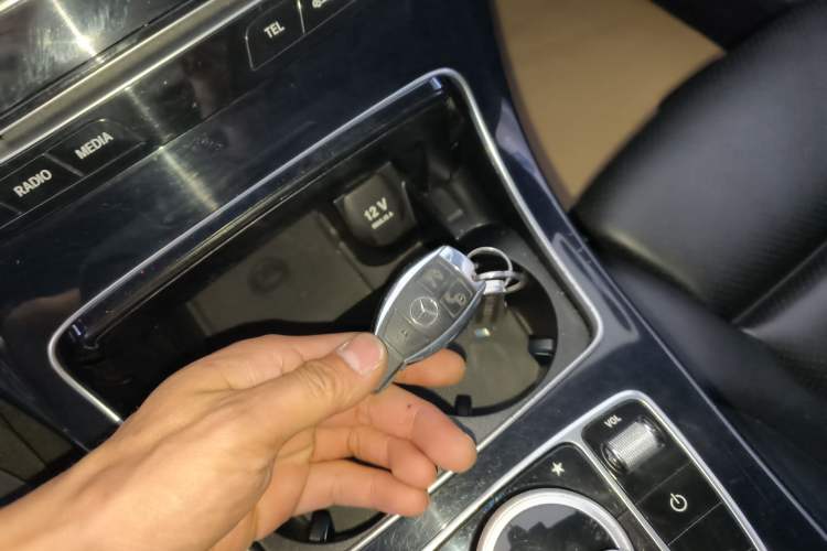 Used Mercedes-Benz GLC Coupe 2019 GLC 200 4MATIC Coupe SUV Interior 1