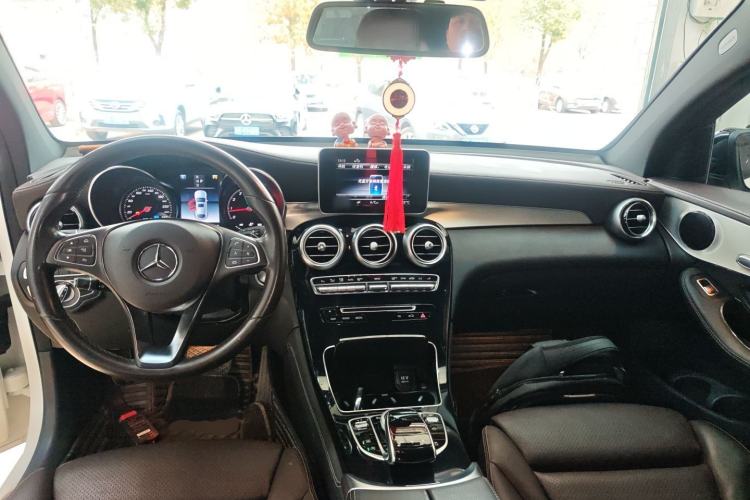 Used Mercedes-Benz GLC Coupe 2019 Facelift GLC 200 4MATIC Coupe SUV Interior 2