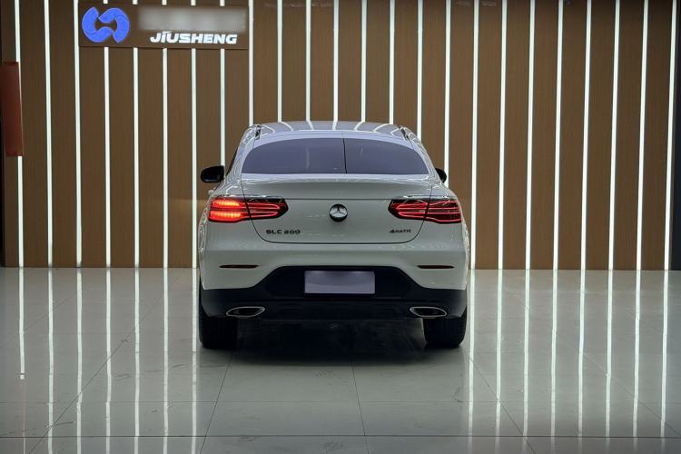 Used Mercedes-Benz GLC Coupe 2019 Facelift GLC 200 4MATIC Coupe SUV Interior 4