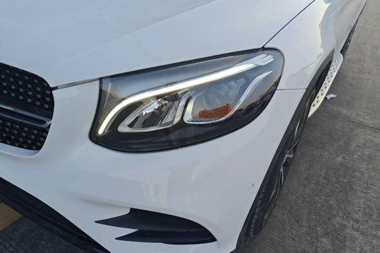 Used Mercedes-Benz GLC Coupe 2019 Facelift GLC 260 4MATIC Coupe SUV Left Front Headlight