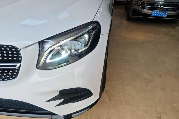Used Mercedes-Benz GLC Coupe 2019 Facelift GLC 200 4MATIC Coupe SUV Left Front Headlight