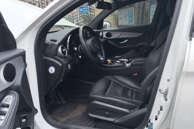 Used Mercedes-Benz GLC Coupe 2019 Facelift GLC 200 4MATIC Coupe SUV Left Front Seat