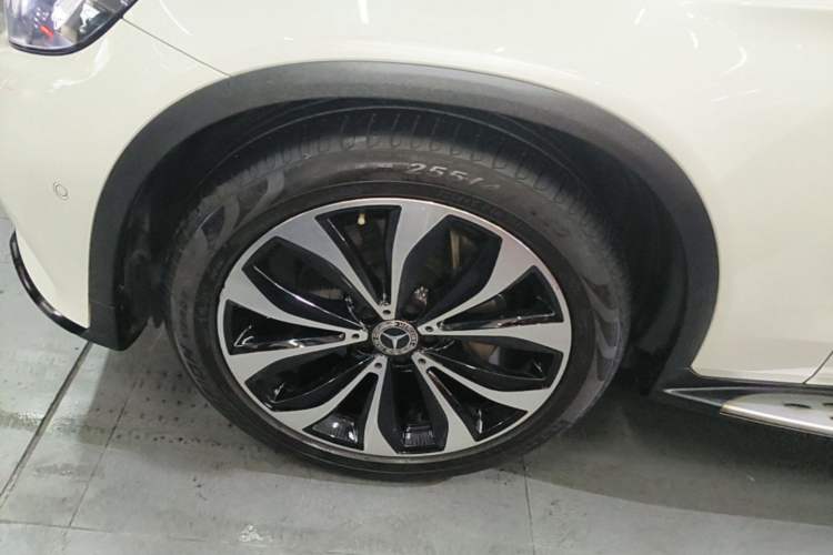Used Mercedes-Benz GLC Coupe 2019 Facelift GLC 260 4MATIC Coupe SUV Left Front Wheel Hub