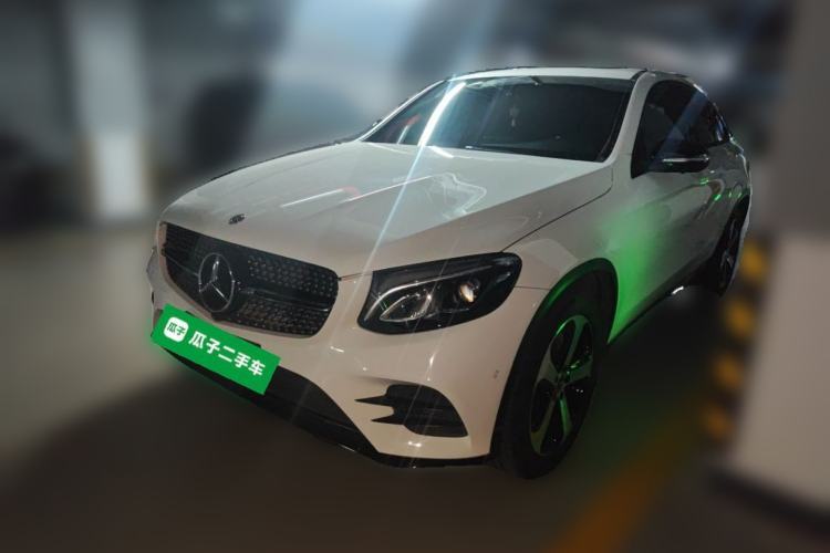 Used Mercedes-Benz GLC Coupe 2019 Facelift GLC 200 4MATIC Coupe SUV Guazi used car, China used car export, Used car for sale, Used Mercedes-Benz cars, Cheapest cars for sale