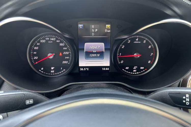 Used Mercedes-Benz GLC Coupe 2019 GLC 260 4MATIC Coupe SUV Odometer Close Up
