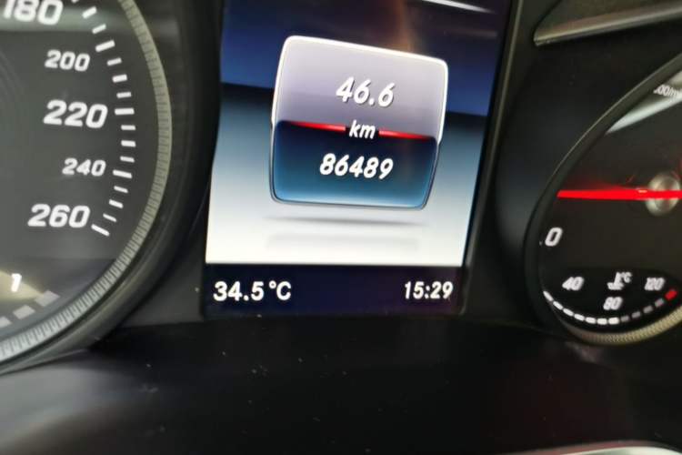 Used Mercedes-Benz GLC Coupe 2019 Facelift GLC 200 4MATIC Coupe SUV Odometer Close Up