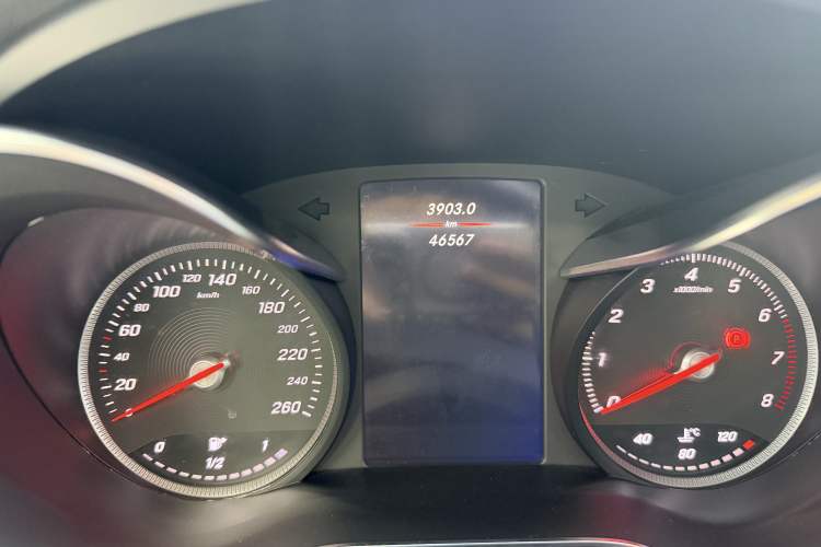Used Mercedes-Benz GLC Coupe 2019 Facelift GLC 200 4MATIC Coupe SUV Odometer Close Up