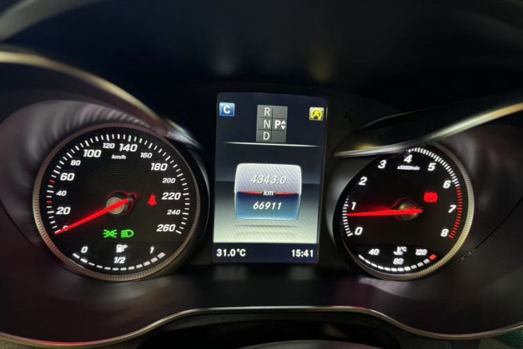 Used Mercedes-Benz GLC Coupe 2019 Facelift GLC 200 4MATIC Coupe SUV Odometer Close Up