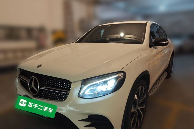 Used Mercedes-Benz GLC Coupe 2019 GLC 260 4MATIC Coupe SUV Guazi used car, China used car export, Used car for sale, Used cars, Cheapest cars for sale
