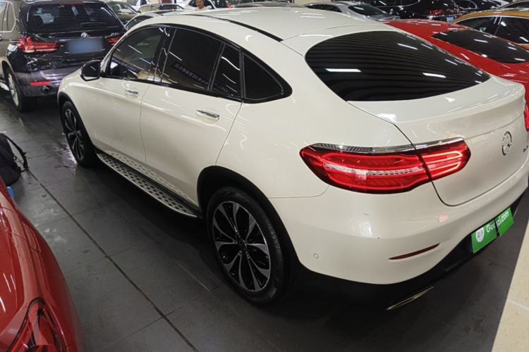 Used Mercedes-Benz GLC Coupe 2019 Facelift GLC 260 4MATIC Coupe SUV Rear Left 45 Deg