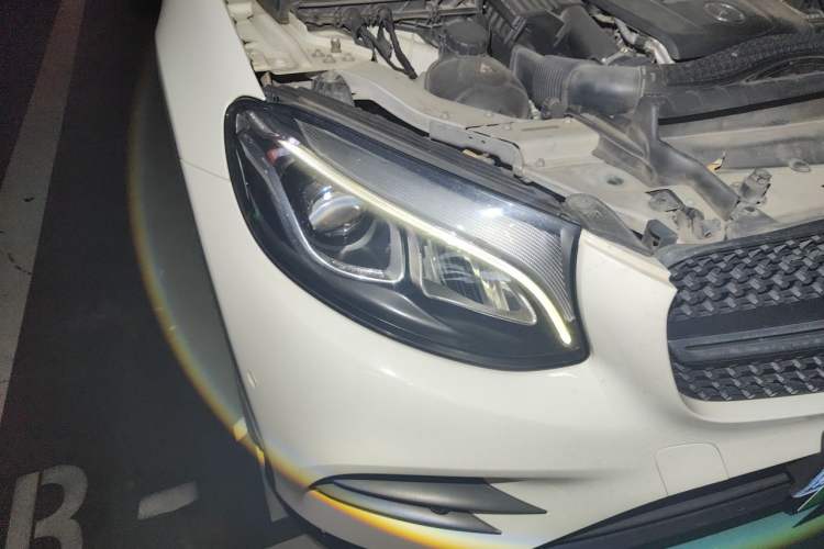 Used Mercedes-Benz GLC Coupe 2019 GLC 200 4MATIC Coupe SUV Right Front Headlight