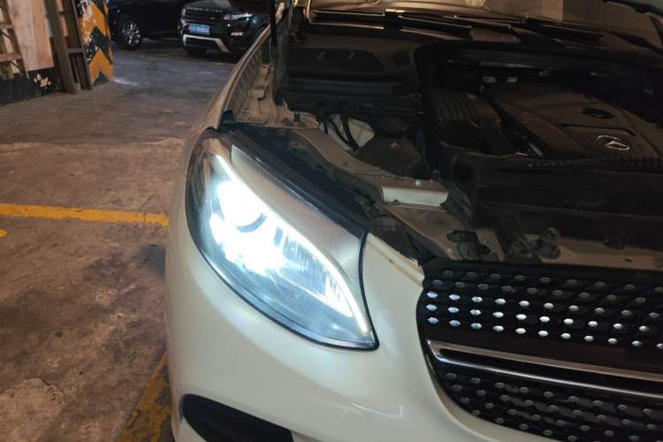 Used Mercedes-Benz GLC Coupe 2019 GLC 260 4MATIC Coupe SUV Right Front Headlight