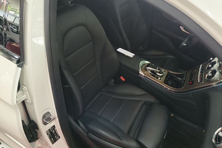 Used Mercedes-Benz GLC Coupe 2019 Facelift GLC 260 4MATIC Coupe SUV Right Front Seat