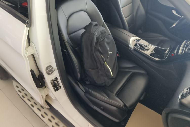 Used Mercedes-Benz GLC Coupe 2019 GLC 200 4MATIC Coupe SUV Right Front Seat