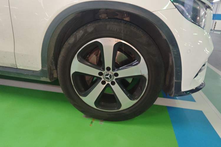 Used Mercedes-Benz GLC Coupe 2019 GLC 200 4MATIC Coupe SUV Right Front Wheel Hub