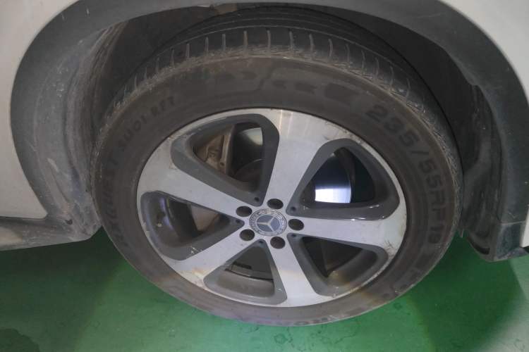 Used Mercedes-Benz GLC Coupe 2019 GLC 200 4MATIC Coupe SUV Right Front Wheel Hub
