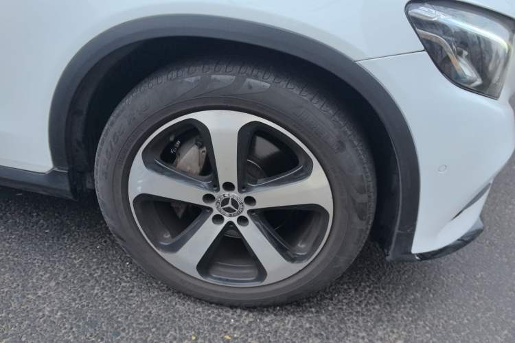Used Mercedes-Benz GLC Coupe 2019 Facelift GLC 200 4MATIC Coupe SUV Right Front Wheel Hub