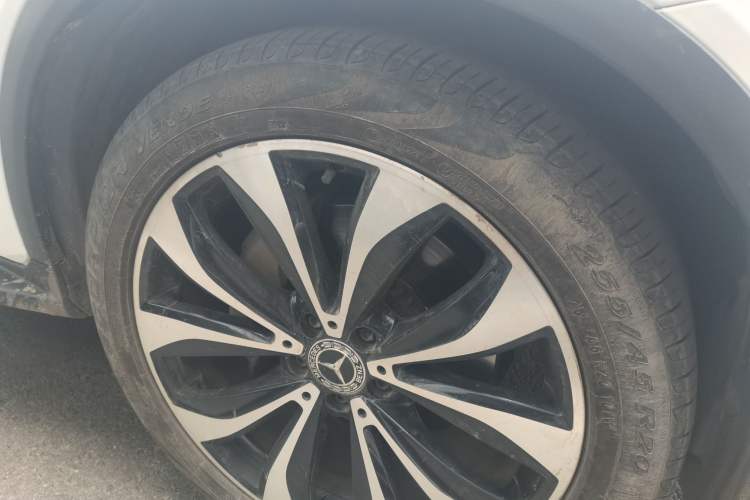 Used Mercedes-Benz GLC Coupe 2019 GLC 260 4MATIC Coupe SUV Right Front Wheel Hub