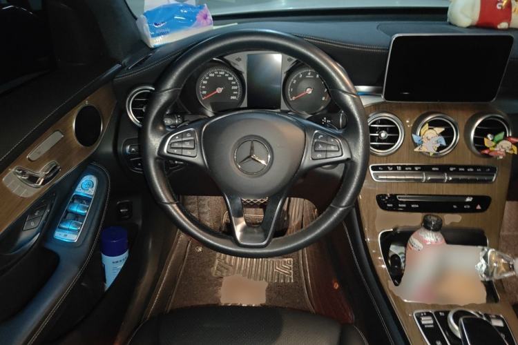 Used Mercedes-Benz GLC Coupe 2019 Facelift GLC 260 4MATIC Coupe SUV Steering Wheel
