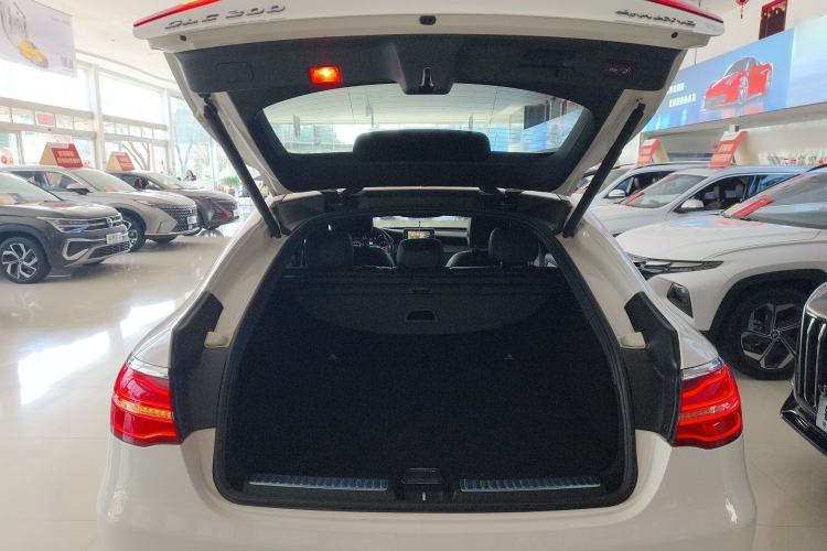 Used Mercedes-Benz GLC Coupe 2019 GLC 200 4MATIC Coupe SUV Trunk