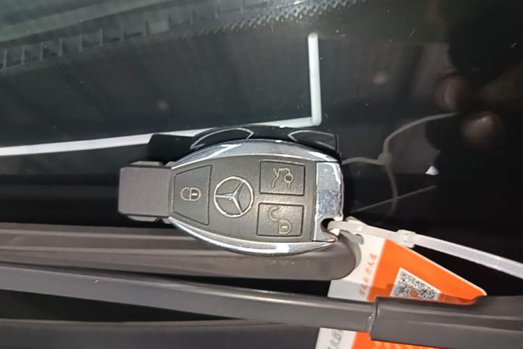 Used Mercedes-Benz GLC Coupe 2019 Facelift GLC 200 4MATIC Coupe SUV Vehicle Key