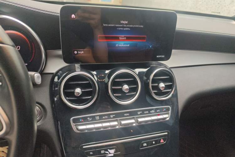 Used Mercedes-Benz GLC Coupe 2020 GLC 260 4MATIC Coupe SUV Audio And AC Panel