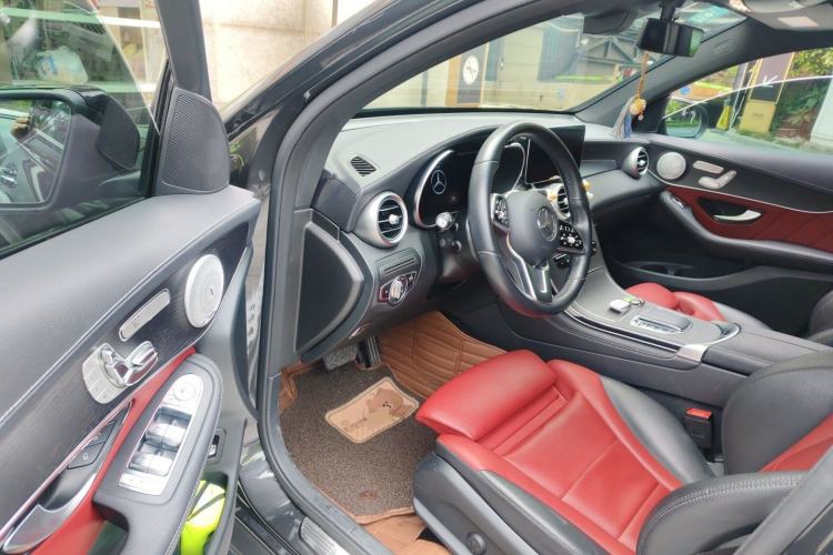 Used Mercedes-Benz GLC Coupe 2020 GLC 300 4MATIC Coupe SUV Driver Seat