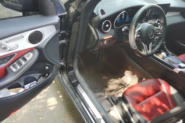 Used Mercedes-Benz GLC Coupe 2020 GLC 260 4MATIC Coupe SUV Driver Seat