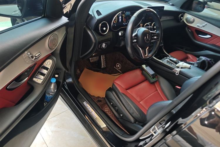 Used Mercedes-Benz GLC Coupe 2020 GLC 260 4MATIC Coupe SUV Driver Seat