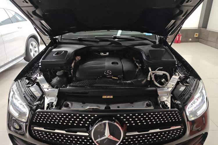 Used Mercedes-Benz GLC Coupe 2020 GLC 260 4MATIC Coupe SUV Engine Bay