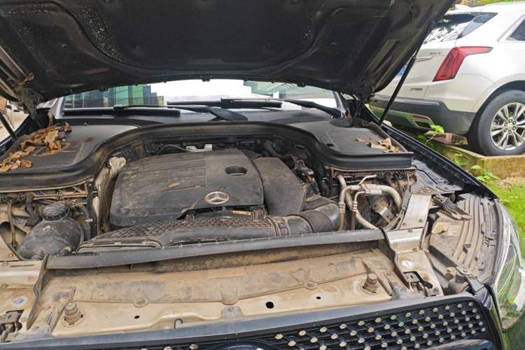 Used Mercedes-Benz GLC Coupe 2020 GLC 260 4MATIC Coupe SUV Engine Bay Left
