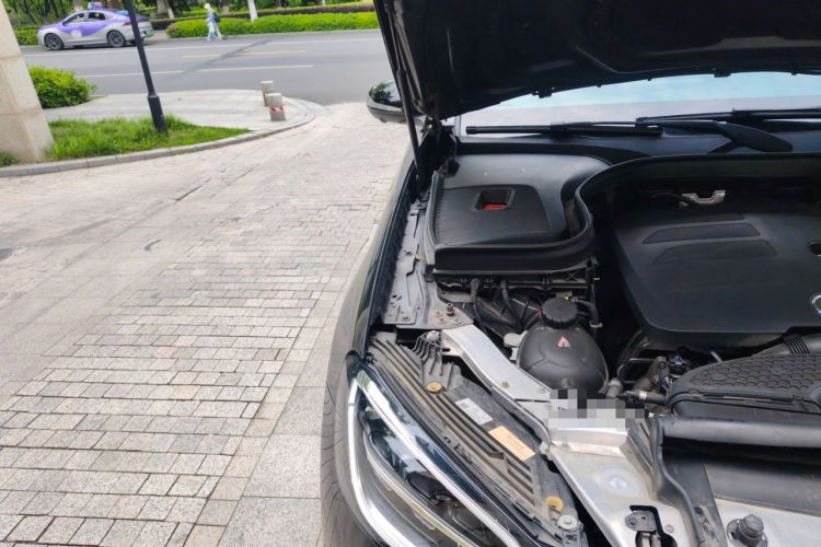 Used Mercedes-Benz GLC Coupe 2020 GLC 300 4MATIC Coupe SUV Engine Bay Right