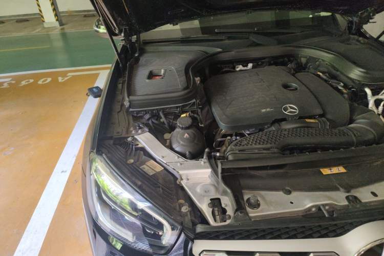 Used Mercedes-Benz GLC Coupe  Engine Bay Right