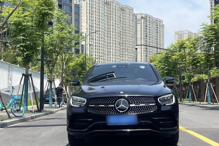 Used Mercedes-Benz GLC Coupe 2020 GLC 300 4MATIC Coupe SUV Exterior 1