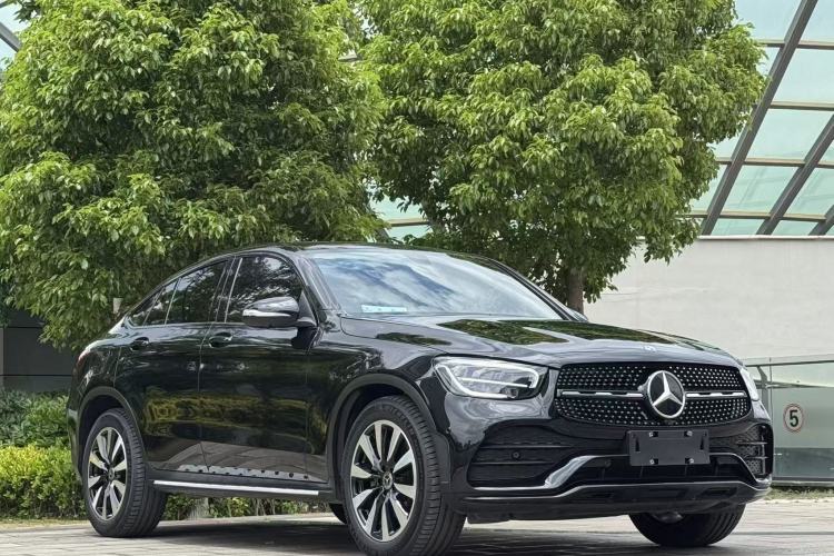 Used Mercedes-Benz GLC Coupe 2020 GLC 260 4MATIC Coupe SUV Exterior 2
