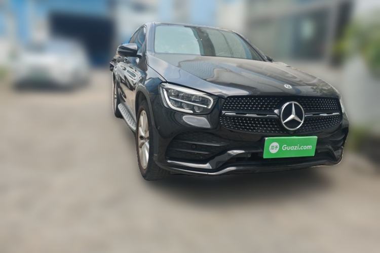 Used Mercedes-Benz GLC Coupe 2020 GLC 260 4MATIC Coupe SUV Front Right 45 Deg