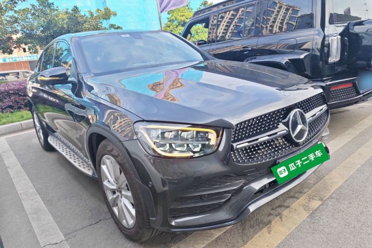 Used Mercedes-Benz GLC Coupe 2020 GLC 260 4MATIC Coupe SUV Front Right 45 Deg