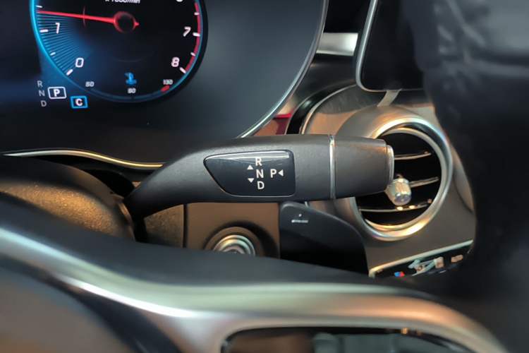 Used Mercedes-Benz GLC Coupe 2020 GLC 300 4MATIC Coupe SUV Gear Lever