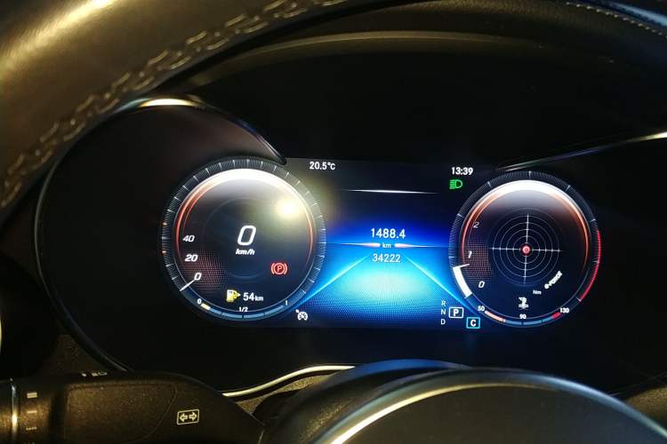 Used Mercedes-Benz GLC Coupe 2020 GLC 260 4MATIC Coupe SUV Instrument Cluster