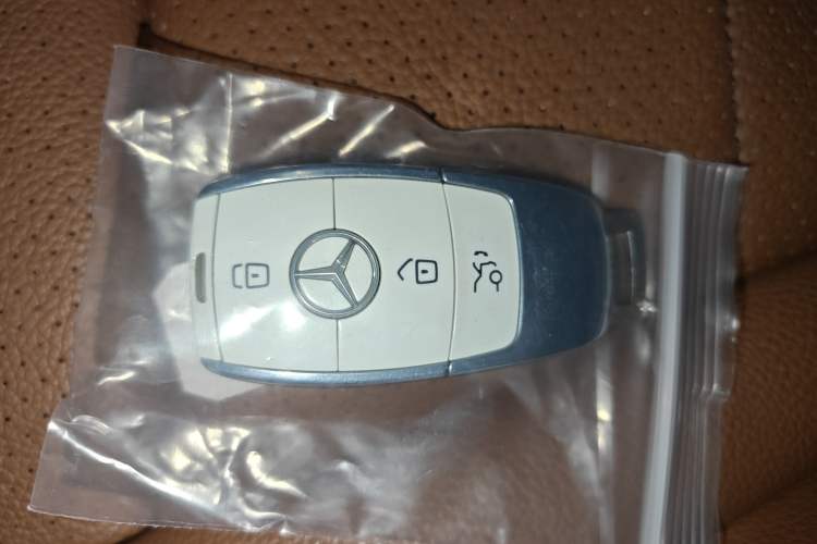 Used Mercedes-Benz GLC Coupe 2020 GLC 260 4MATIC Coupe SUV Interior 1