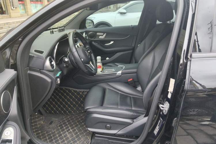 Used Mercedes-Benz GLC Coupe 2020 GLC 300 4MATIC Coupe SUV Left Front Seat