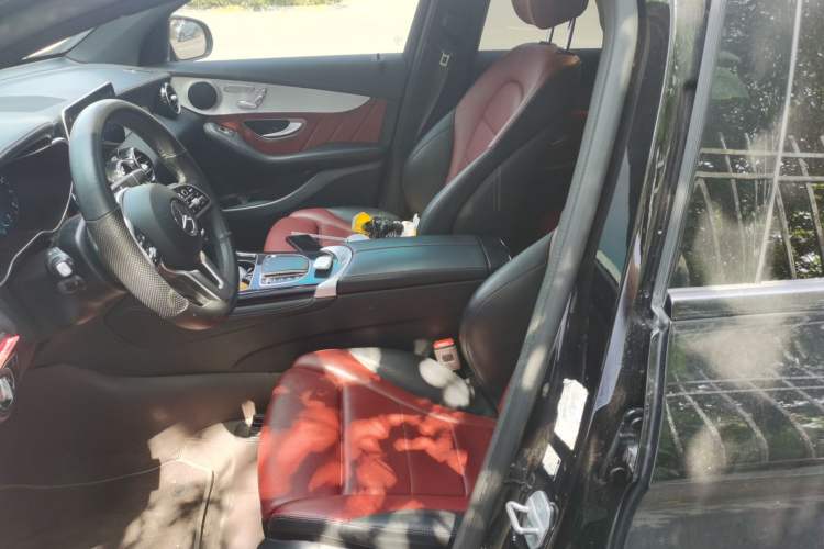Used Mercedes-Benz GLC Coupe 2020 GLC 260 4MATIC Coupe SUV Left Front Seat