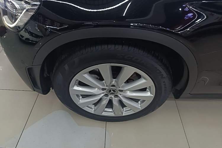Used Mercedes-Benz GLC Coupe 2020 GLC 260 4MATIC Coupe SUV Left Front Wheel Hub