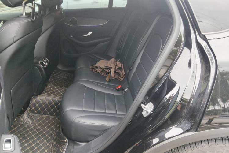 Used Mercedes-Benz GLC Coupe 2020 GLC 300 4MATIC Coupe SUV Left Rear Seat
