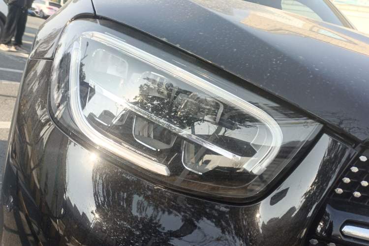 Used Mercedes-Benz GLC Coupe 2020 GLC 260 4MATIC Coupe SUV Right Front Headlight