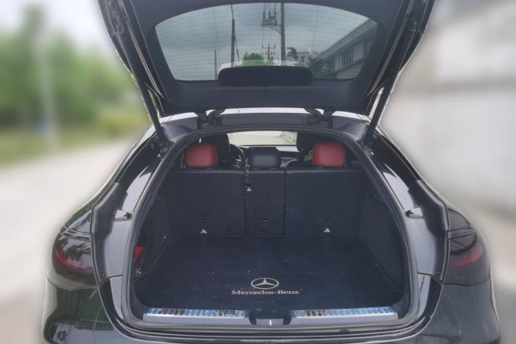Used Mercedes-Benz GLC Coupe 2020 GLC 260 4MATIC Coupe SUV Trunk